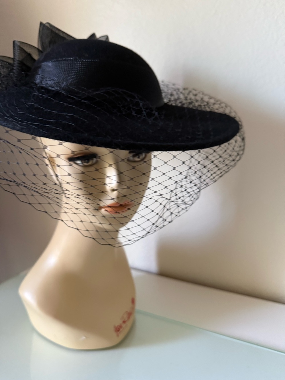 Sonni Lancaster Elegant Black  Women's Hat